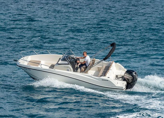 Quicksilver Activ 675