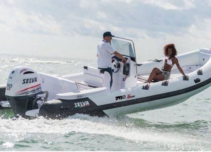Selva D700 Spécial