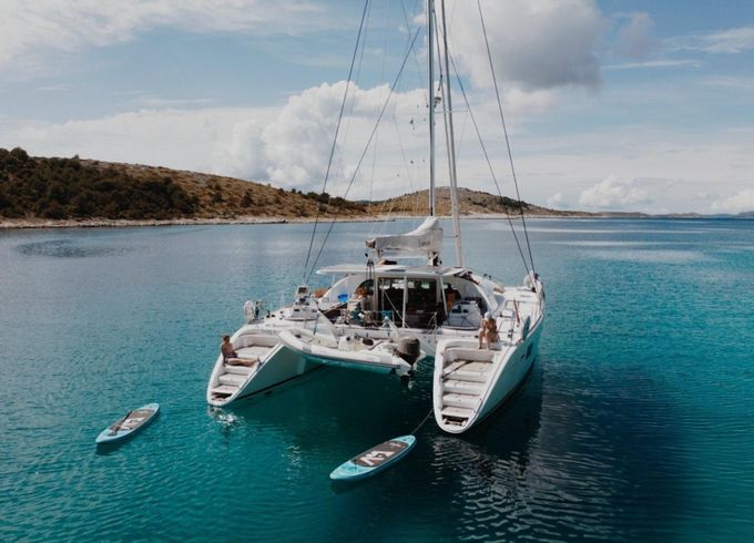 Lagoon 570
