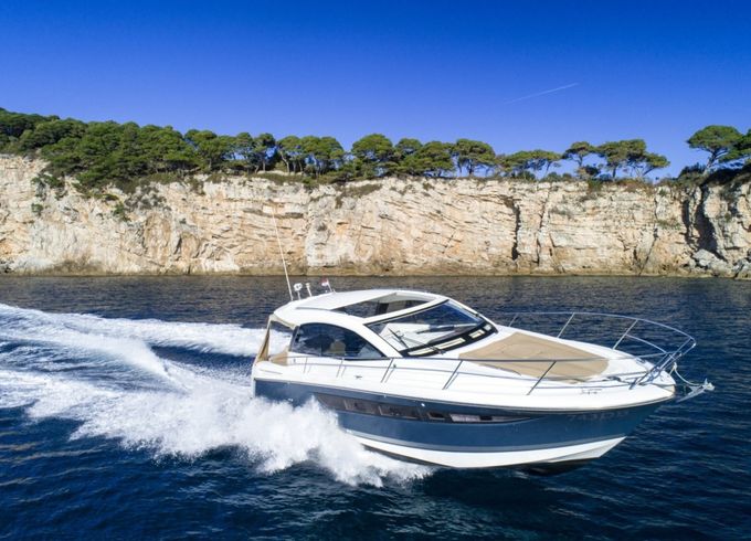 Jeanneau Leader 10
