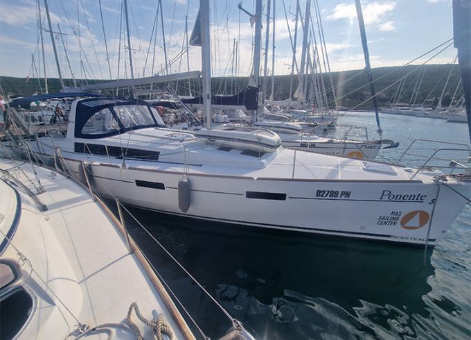 Bénéteau Oceanis 45