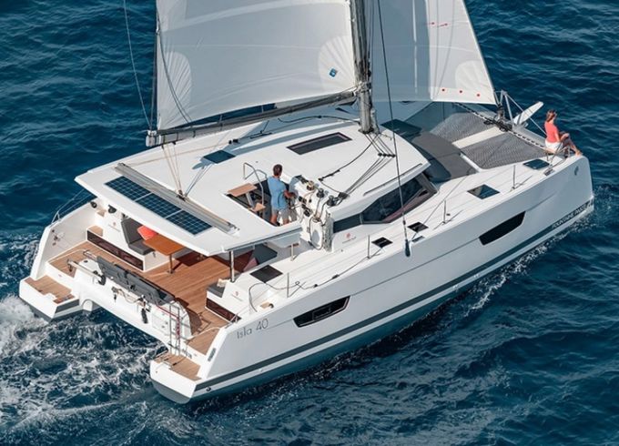 Fountaine Pajot Isla 40