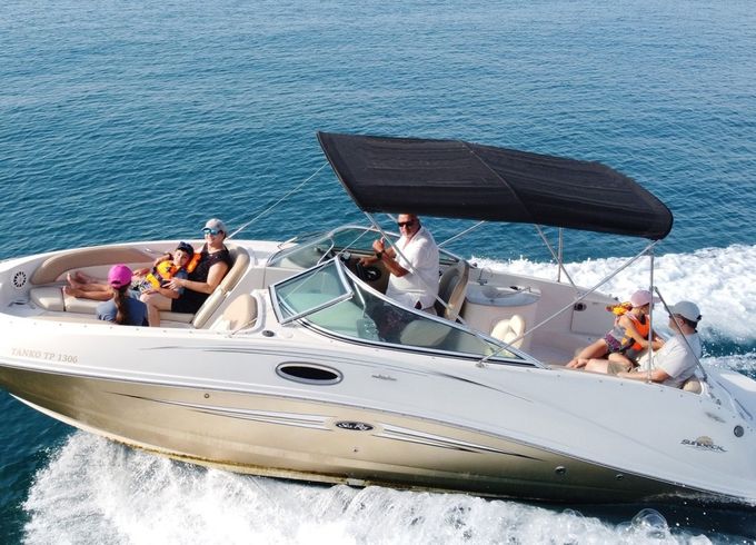 Sea Ray 270 Sun Deck