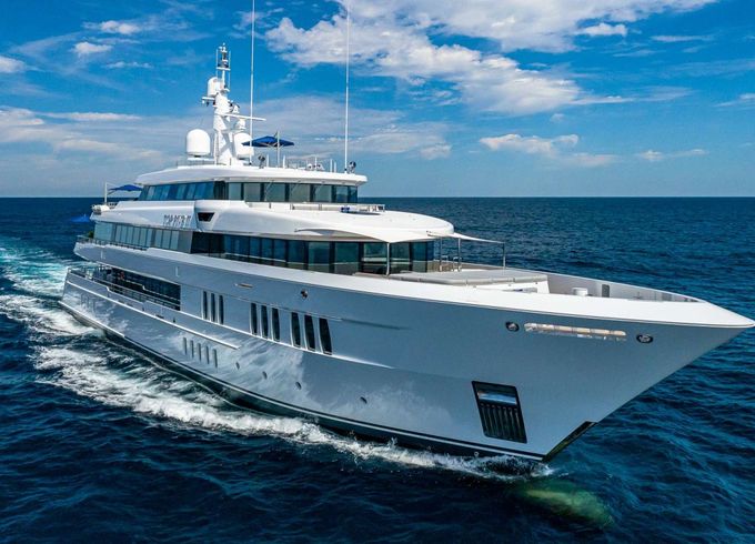 Hakvoort TOP FIVE II