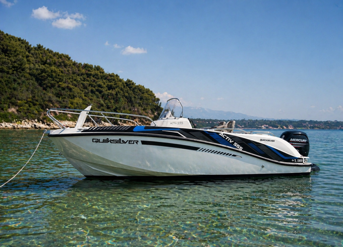 Quicksilver Activ 555 Open