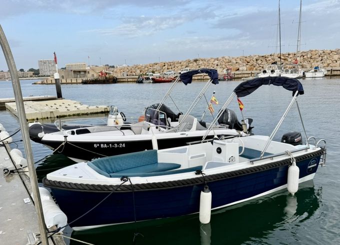 Silver Yatch 495