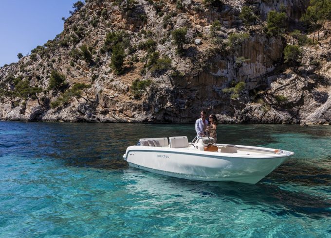 Invictus 190 FX