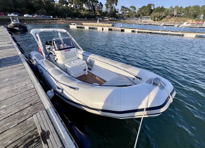 Valiant 520