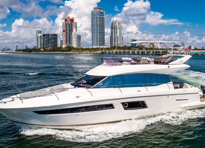 Prestige Yachts Whisky and Waves