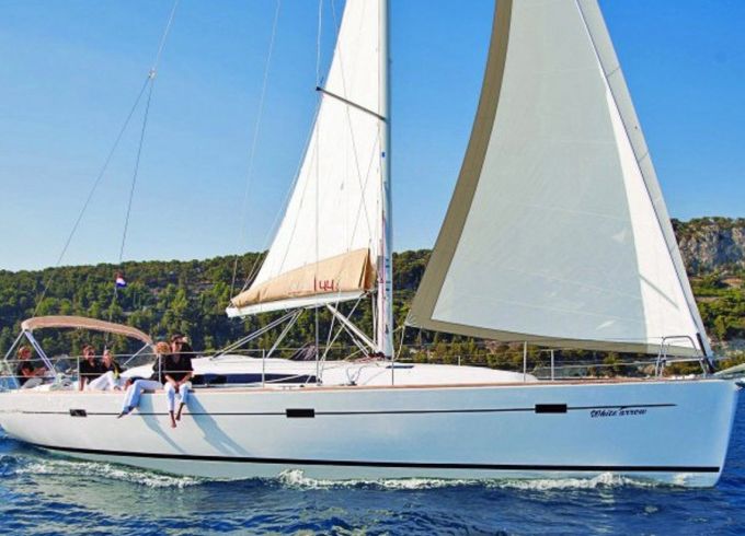 Salona 44
