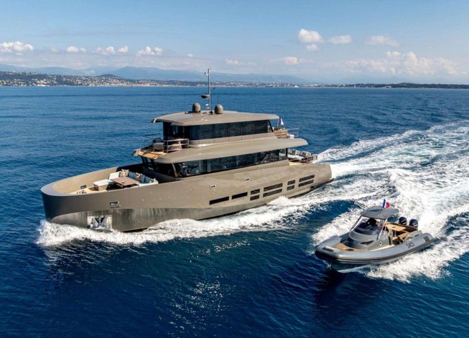 WALLY YACHTS KOKONUT'S WALLY