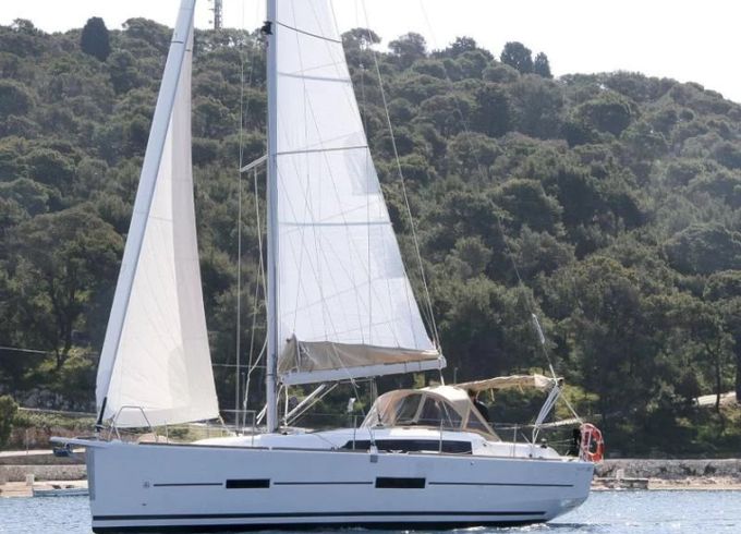Dufour 382 Grand Large