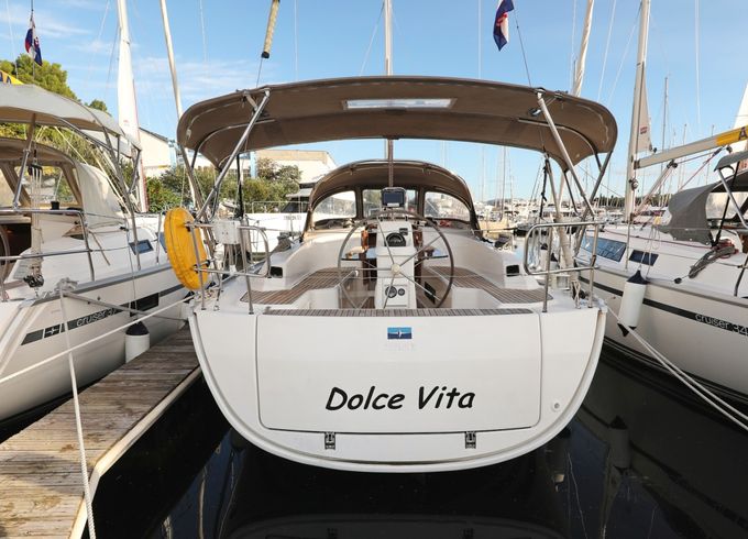 Bavaria Cruiser 33