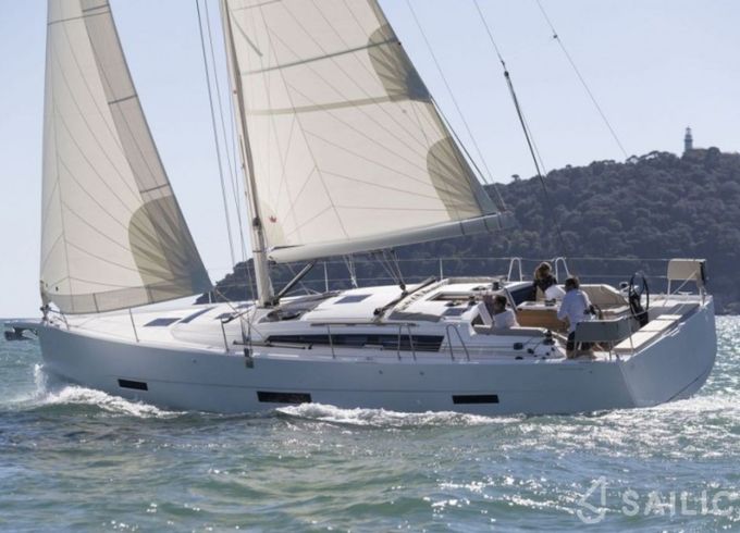 Dufour Grand Large 430
