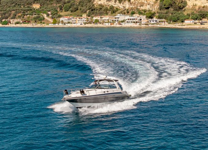 Sea Ray 410 Sundancer