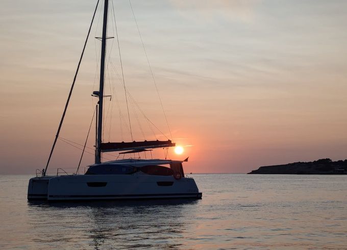 Fountaine Pajot Astrea 42
