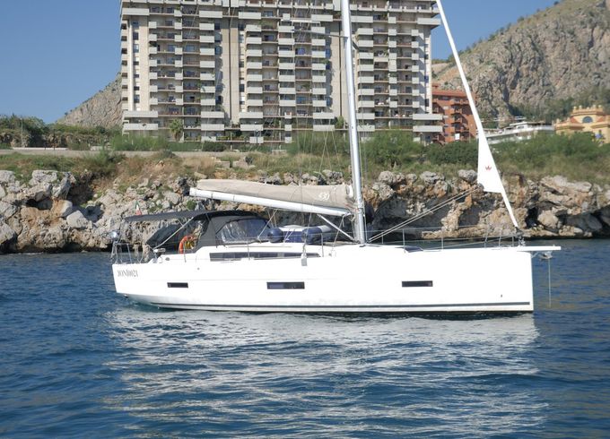Dufour 430