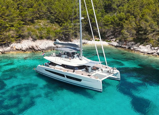 Fountaine Pajot Samana 59