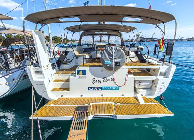 Dufour 470