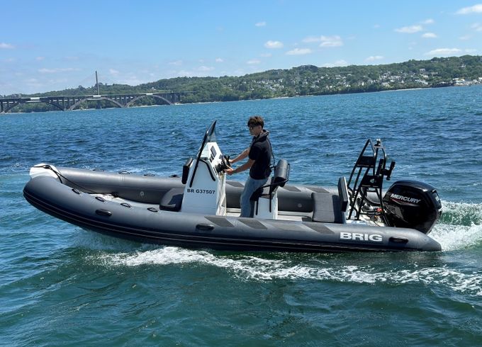 Brig Navigator 610