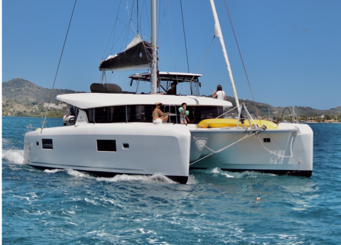 Lagoon 42