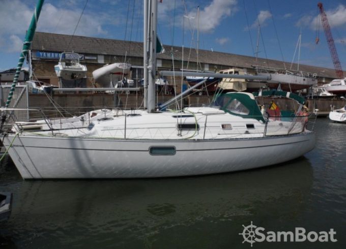 Bénéteau Oceanis 321