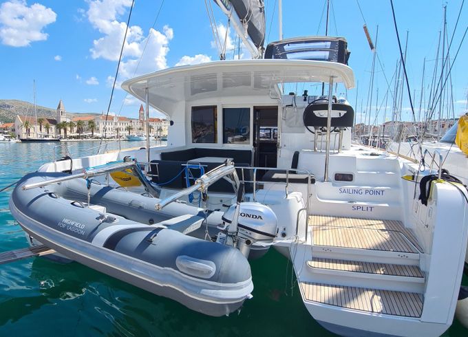 Lagoon 40