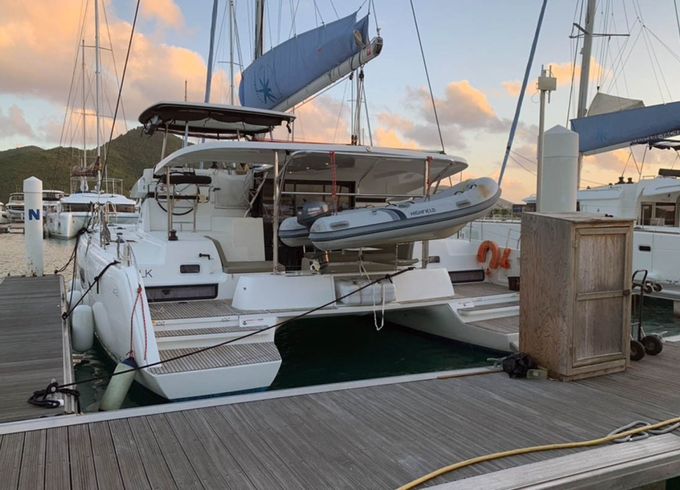 Lagoon 42
