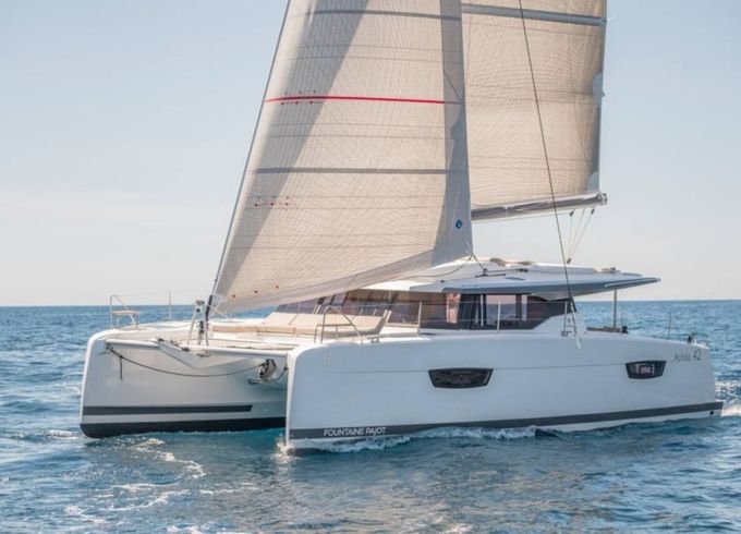 Fountaine Pajot Astrea 42
