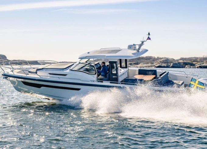Nimbus Tender T11