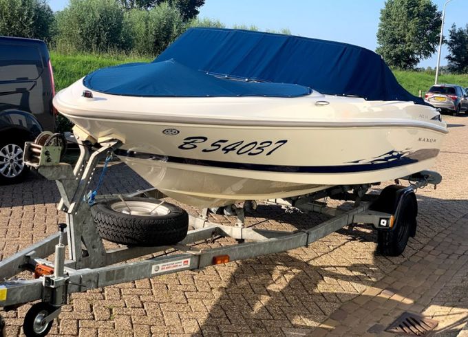 Maxum 1800 MX