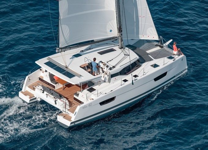 Fountaine Pajot Isla 40