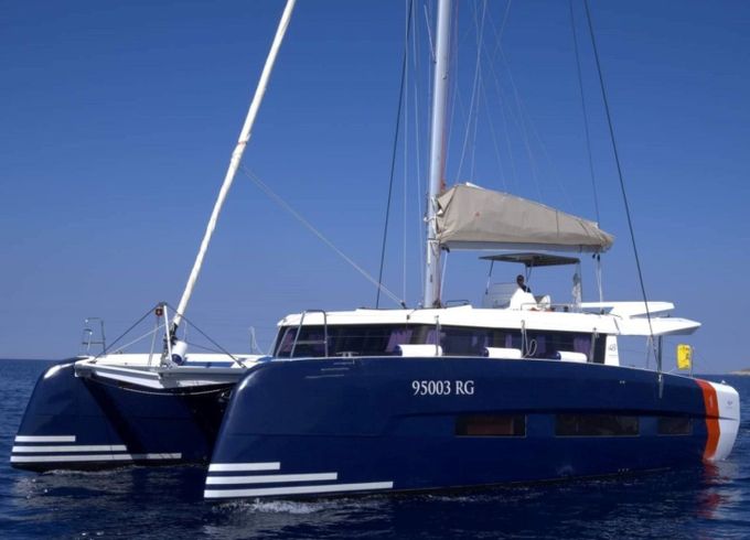 Dufour Catamarans 48 Sail