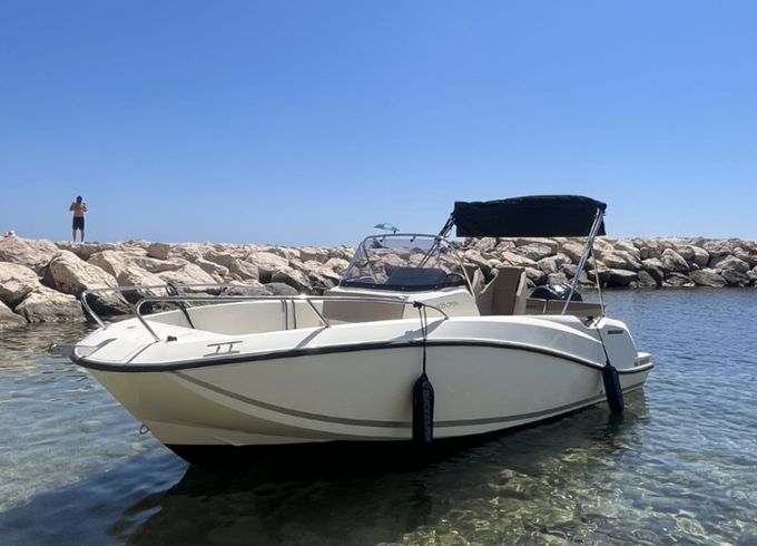 Quicksilver Activ 605 Open