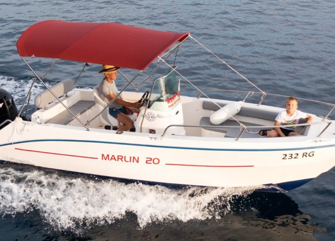 Marlin Boat 20