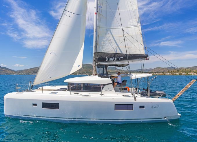 Lagoon 42