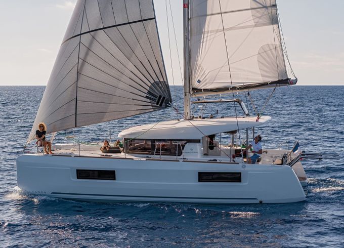 Lagoon 40