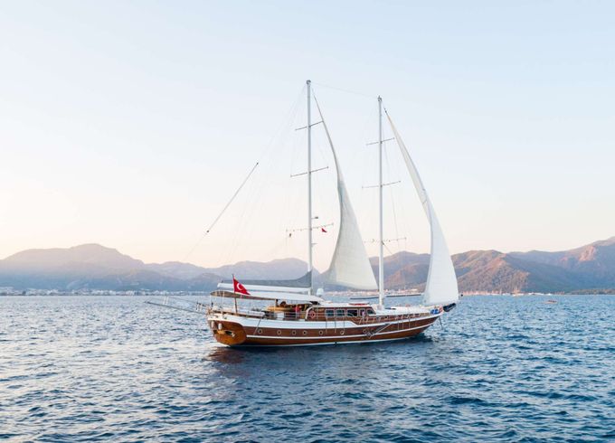 Custom S Nur Taylan