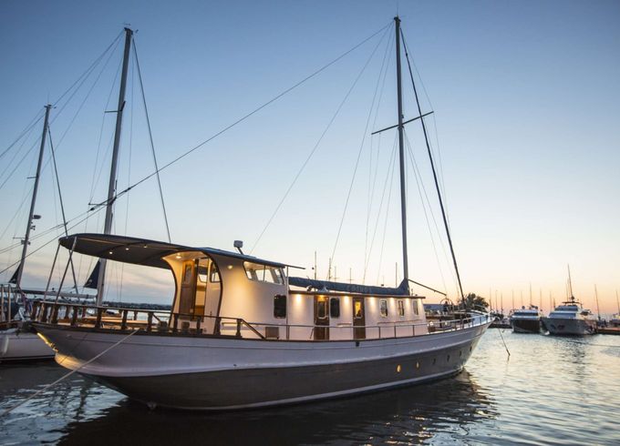 GREEK KARAVOSKARO 80 ft Custom Made Greek Karavoskaro