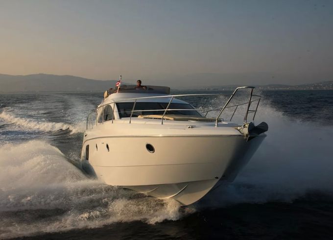 Bénéteau Monte Carlo 47 Fly