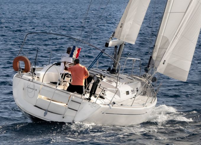 Dufour 44