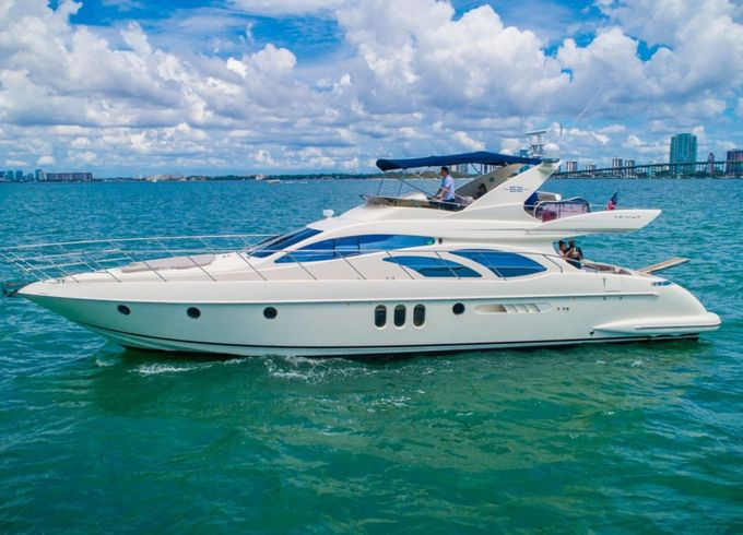 Azimut 62 Fly