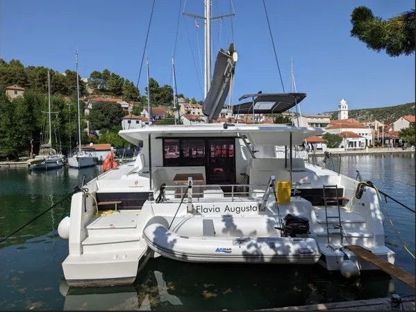 Fountaine Pajot Astrea 42