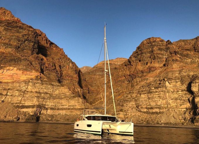 Fountaine Pajot Lucia 40