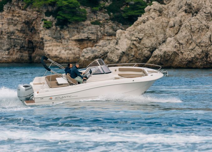 Atlantic 750 Open