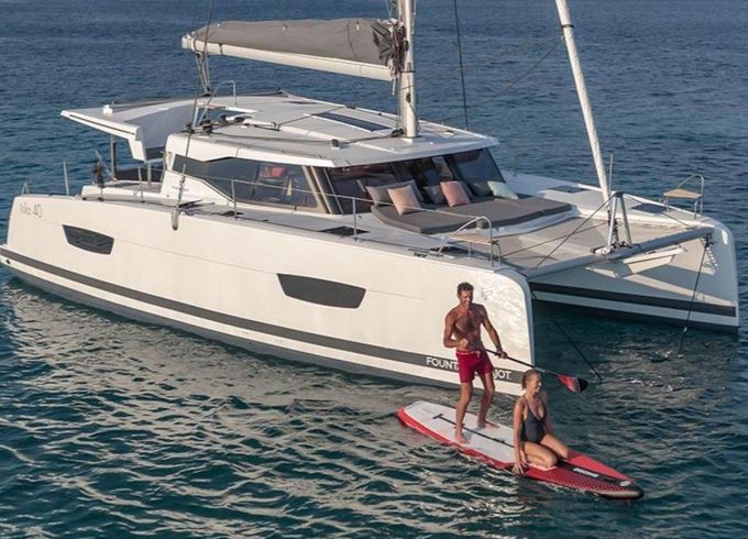Fountaine Pajot Isla 40