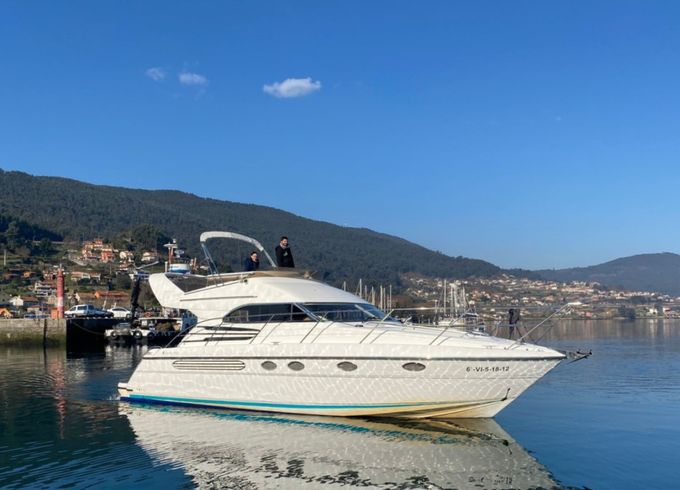 Fairline Squadron 42