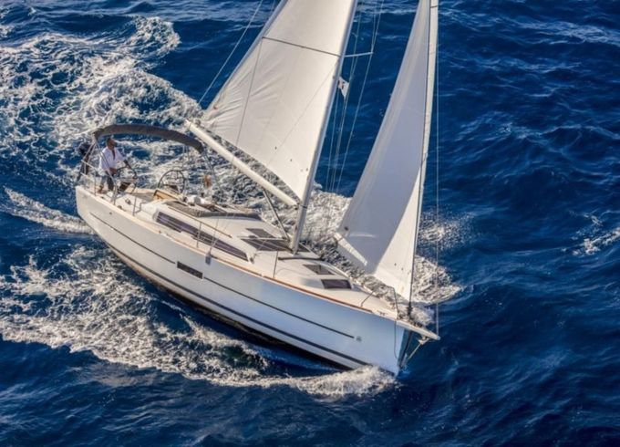 Dufour 360 Grand Large