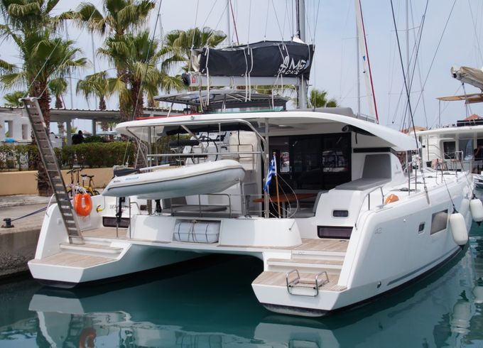 Lagoon 42