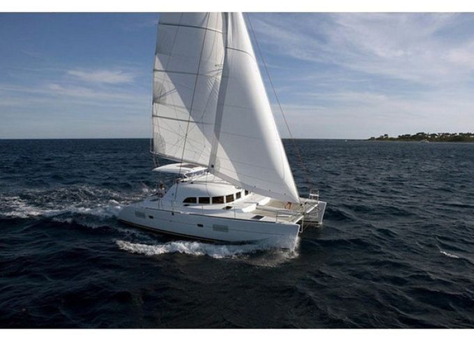 Lagoon 380 S2